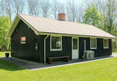 Others 6 Person Holiday Home in Hadsund