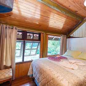 Room1坎波斯杜若爾當拉傑多谷飯店,克劳迪奥·桑托罗礼堂飯店