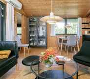 Others 2 5 Person Holiday Home in Hals