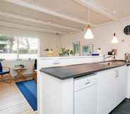 Others 6 4 Person Holiday Home in Strandby