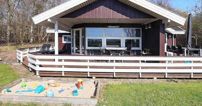 Others 7 Person Holiday Home in Øster Assels