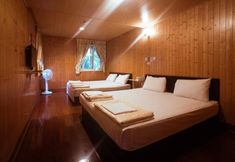 Others 6 Umas Hostel