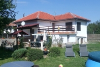 Others Three Bedroom House With Garden Only 10 km From Veliko Tarnovo