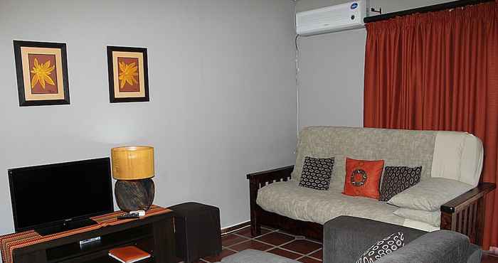 Lainnya Family Apartment Bloemfontein Cherry Lane Self Catering and BB max 6 Guests
