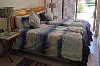 อื่นๆ Cozy Triple Room With King Sized bed and Single Bed, Near Bloemfontein