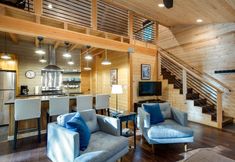 기타 3 74sl - Pets Ok - Wifi - Bbq - Sleeps 8 2 Bedroom Home by Redawning