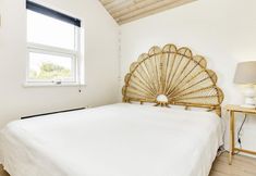 Others 2 6 Person Holiday Home in Vaeggerlose-by Traum