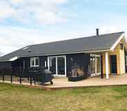 Others 7 8 Person Holiday Home in Frorup