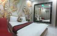 Others 6 Guest Room in Ben Thanh, Deluxe and Private 1 Queen Bed, 1 Bathroom for 2 Guests