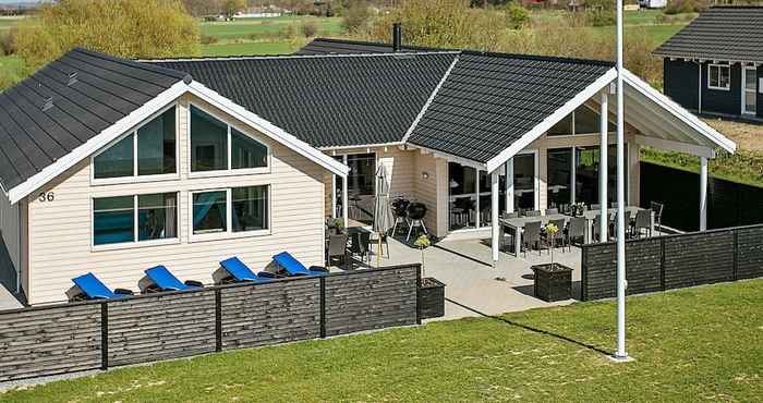 Lainnya 18 Person Holiday Home in Bogense