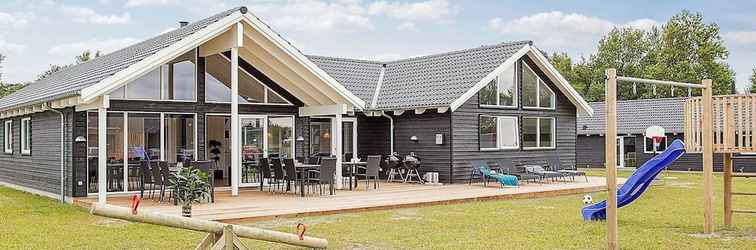 Khác 16 Person Holiday Home in Vejby