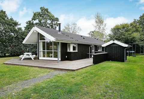 Others Cozy Holiday Home in Hadsund near Family Friendly Beach