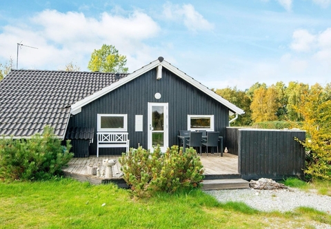 Lainnya 5 Person Holiday Home in Glesborg