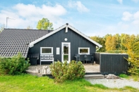 Lainnya 5 Person Holiday Home in Glesborg