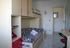 Others 6 Casa Muggine