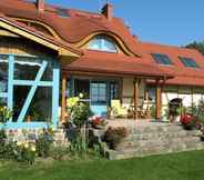 Others 7 Tasteful Villa on the Polish Coast in Beautiful Nature, Lovely Garden, Sauna