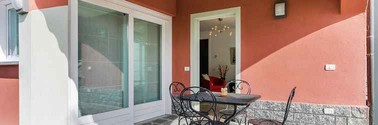 Others Nice Apartment in a Villa With Three Apartments, With Private Porch and Garden