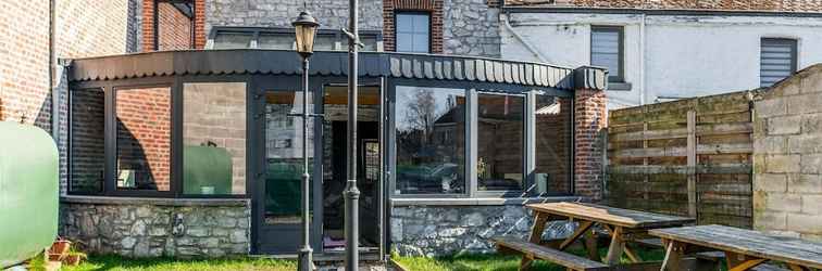 Khác Stone Cottage with Sauna & Hot Tub near Cave of Lorette in Rochefort