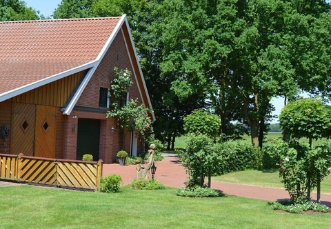 Others Pretty Mansion in Lindern With Private Terrace