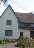 Imej utama Classic Mansion in Poperinge With Fenced Garden