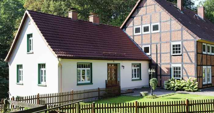 อื่นๆ Holiday Home in the Weser Highlands in a Unique Location With Sunny Terrace