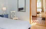 อื่นๆ 4 Holiday Home in the Weser Highlands in a Unique Location With Sunny Terrace