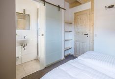 Others 6 Attractive Chalet With Whirlpool