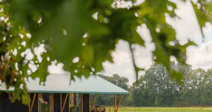 Lain-lain Special Tent Lodge With Dishwasher, in Twente