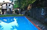 Lainnya 2 Old Estate With all Adorable Holiday Houses in the Wooded Hills With Shared Pool