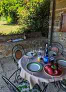 Interior detail Farmhouse in Paciano With Swimming Pool, Roofed Terrace, BBQ