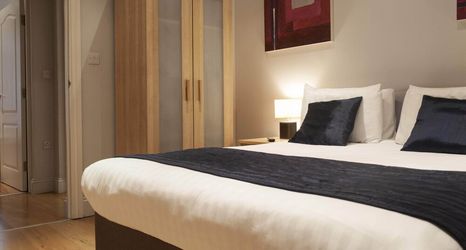 Others 2 12 London Street Apartments