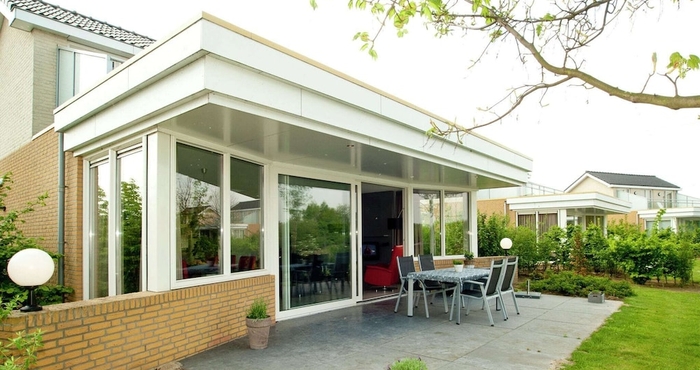 Others Spacious House With a Dishwasher, Located in a Wetland Area