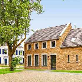 Imej utama 1 Luxurious Villa With Sauna, 4 km. From Maastricht, Fort Sint Pieter Hotels