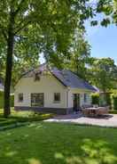 Imej utama Luxurious Villa With Dishwasher Close to De Veluwe