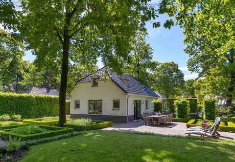 Others Luxurious Villa With Dishwasher Close to De Veluwe