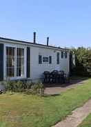 Imej utama Well-furnished Chalet Near the Loonse and Drunense Duinen