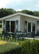 Imej utama Well-furnished Chalet Near the Loonse and Drunense Duinen