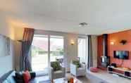 Others 4 Well-kept Holiday Home With Roof Terrace at Veerse Meer