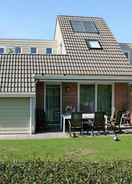 Imej utama Well-kept Holiday Home With Roof Terrace at Veerse Meer