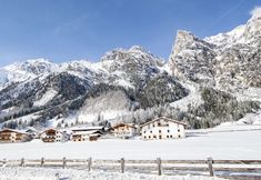 อื่นๆ 2 Chalet by the ski Lift With Balcony and Sauna