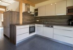 Others 6 Inviting Chalet With Infrared Sauna