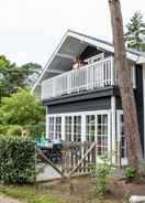 Imej utama Detached Chalet With Dishwasher, in the Middle of De Veluwe