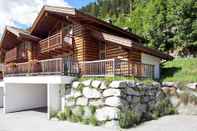 Lainnya Luxurious Chalet in Pinzgau With Pool