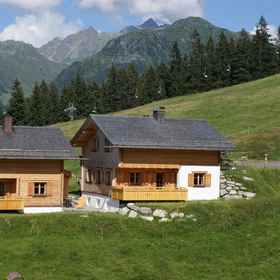 Primary image 1 圣加伦基希的近滑雪巴士木屋, Innerbraz 酒店