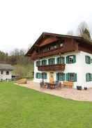 Imej utama Rustic Holiday Home near Ski Area in Hopfgarten im Brixental