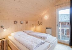 Others 5 Cosy Chalet With hot tub