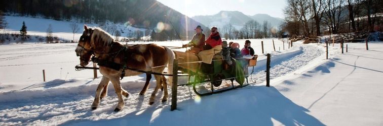 Others Lovely Chalet on the ski Slope