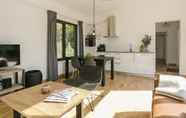 Others 2 Modernly Furnished Chalet With a Dishwasher, Near Almelo