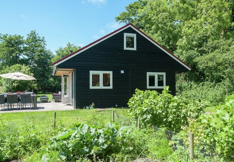 Others Holiday Home in Egmond aan den Hoef With Sauna