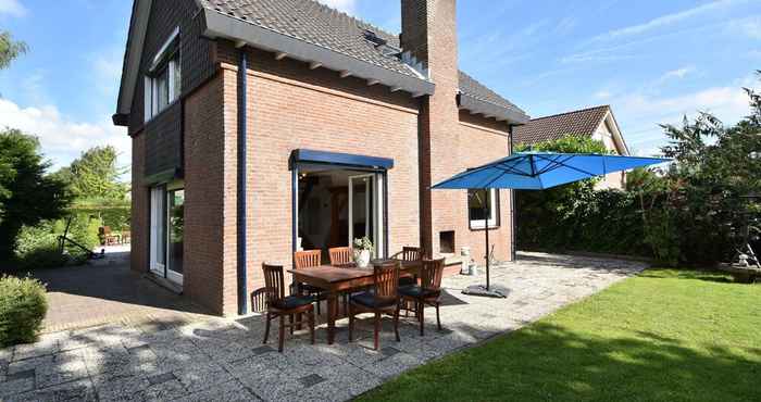 Others Cosy Holiday Home in Bruinisse With Private Garden